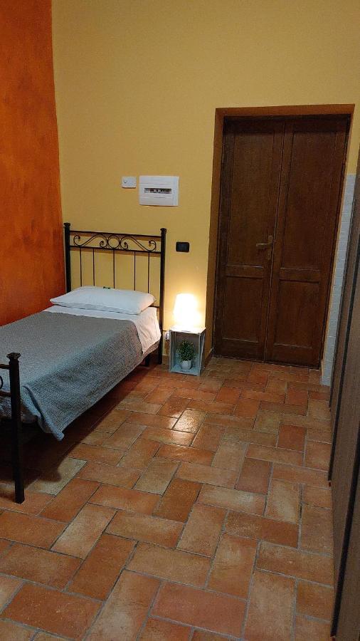 La Casa Dei Nonni Hotell Torre Orsina Exteriör bild