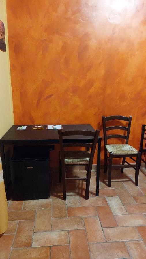 La Casa Dei Nonni Hotell Torre Orsina Exteriör bild