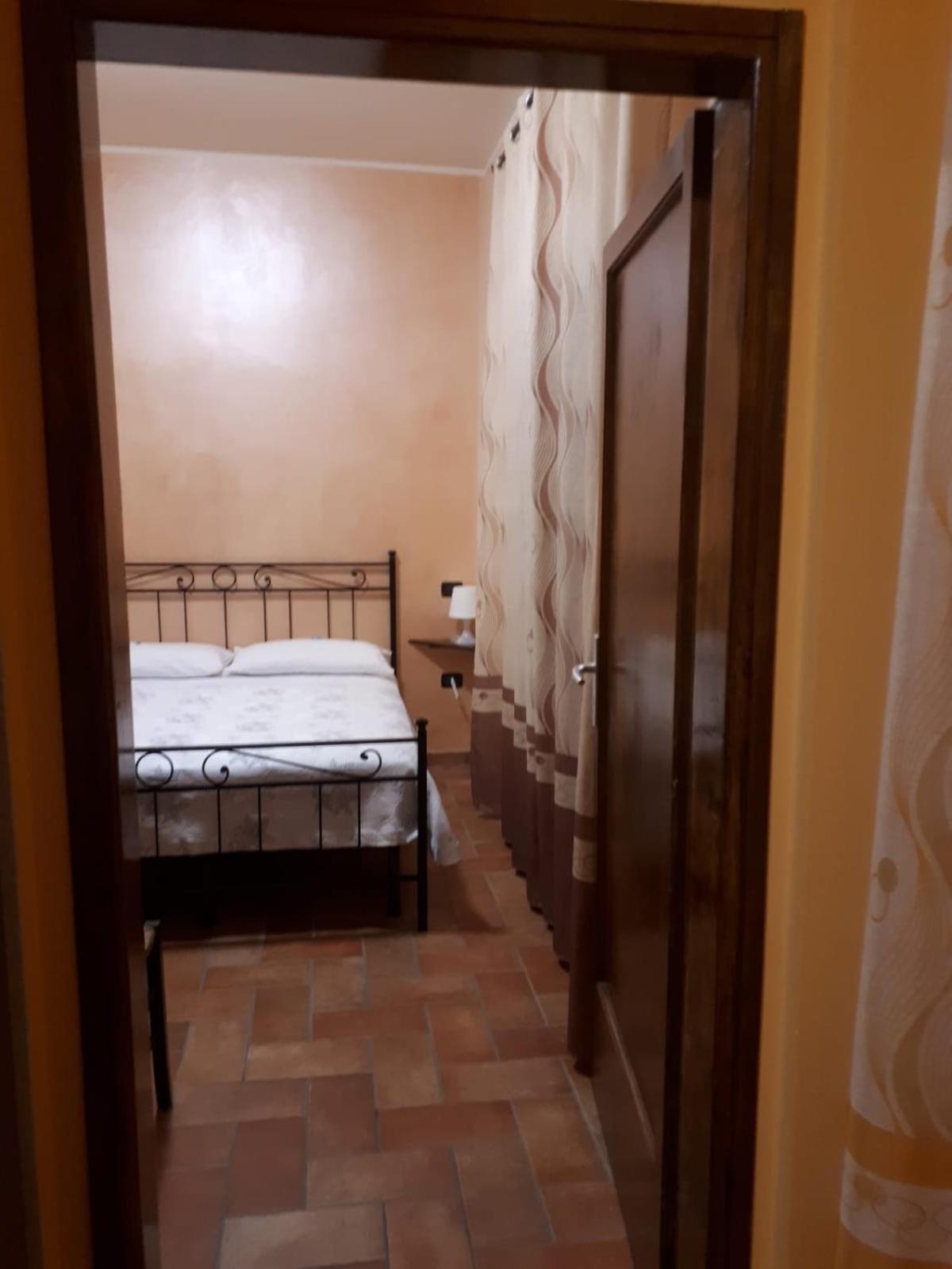 La Casa Dei Nonni Hotell Torre Orsina Exteriör bild