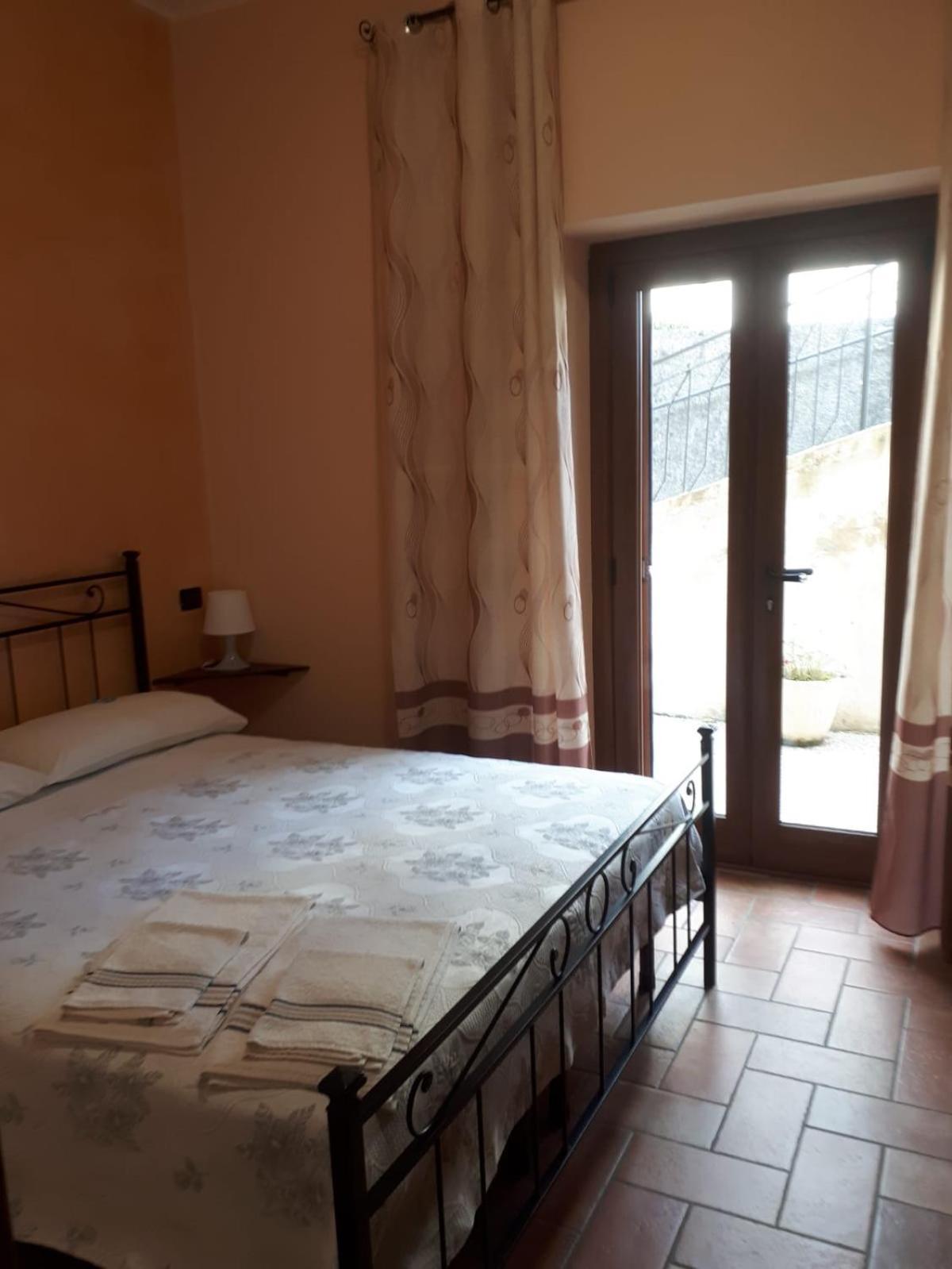 La Casa Dei Nonni Hotell Torre Orsina Exteriör bild